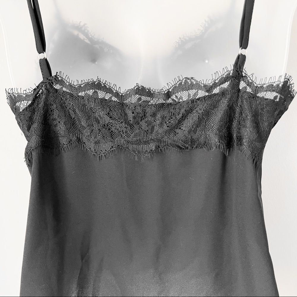 FOREVER 21 | Black Lace Cami Tank with Buttons - Picture 6 of 7